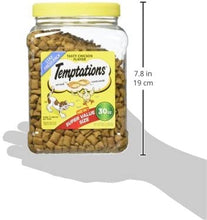 Load image into Gallery viewer, TEMPTATIONS Classic Crunchy and Soft Cat Treats Tasty Chicken Flavor 30 OUNCE