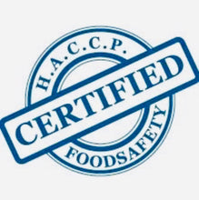 Load image into Gallery viewer, Treat Hunters Bacon and kale dog biscuits dry bag.Gluten free dog treats for small and large dogs,healthy snacks 3kg