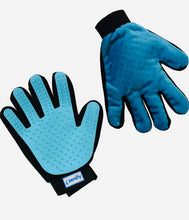 Load image into Gallery viewer, Paul’s Pet Grooming Glove,For cat ,Kitten,Dog,Puppy ,Rabbit ,Horse,Dual Sided 2 in 1
